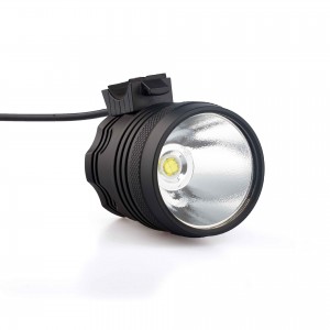 Strong light charging cycling lamp 4 battery packs