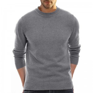 Long sleeved round neck sweater