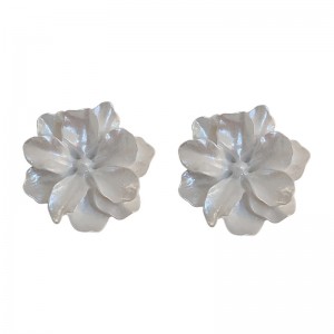 Flower Love Earrings