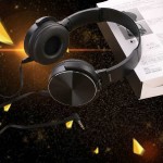 Subwoofer headset with microphone by wire